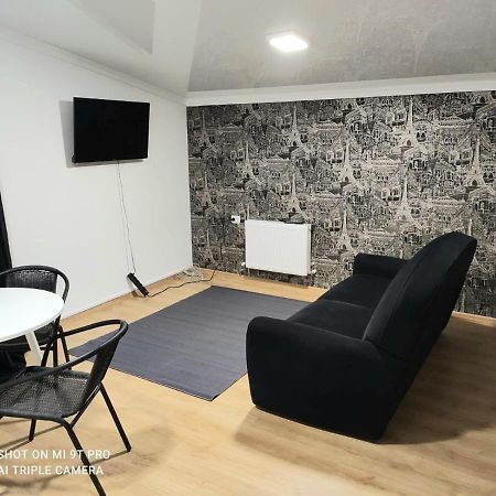 Studio In The Center City Kisinyov Kültér fotó